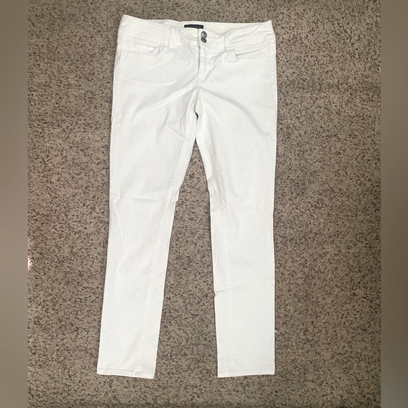 American Eagle Outfitters Denim - American Eagle Women's White Jegging 10